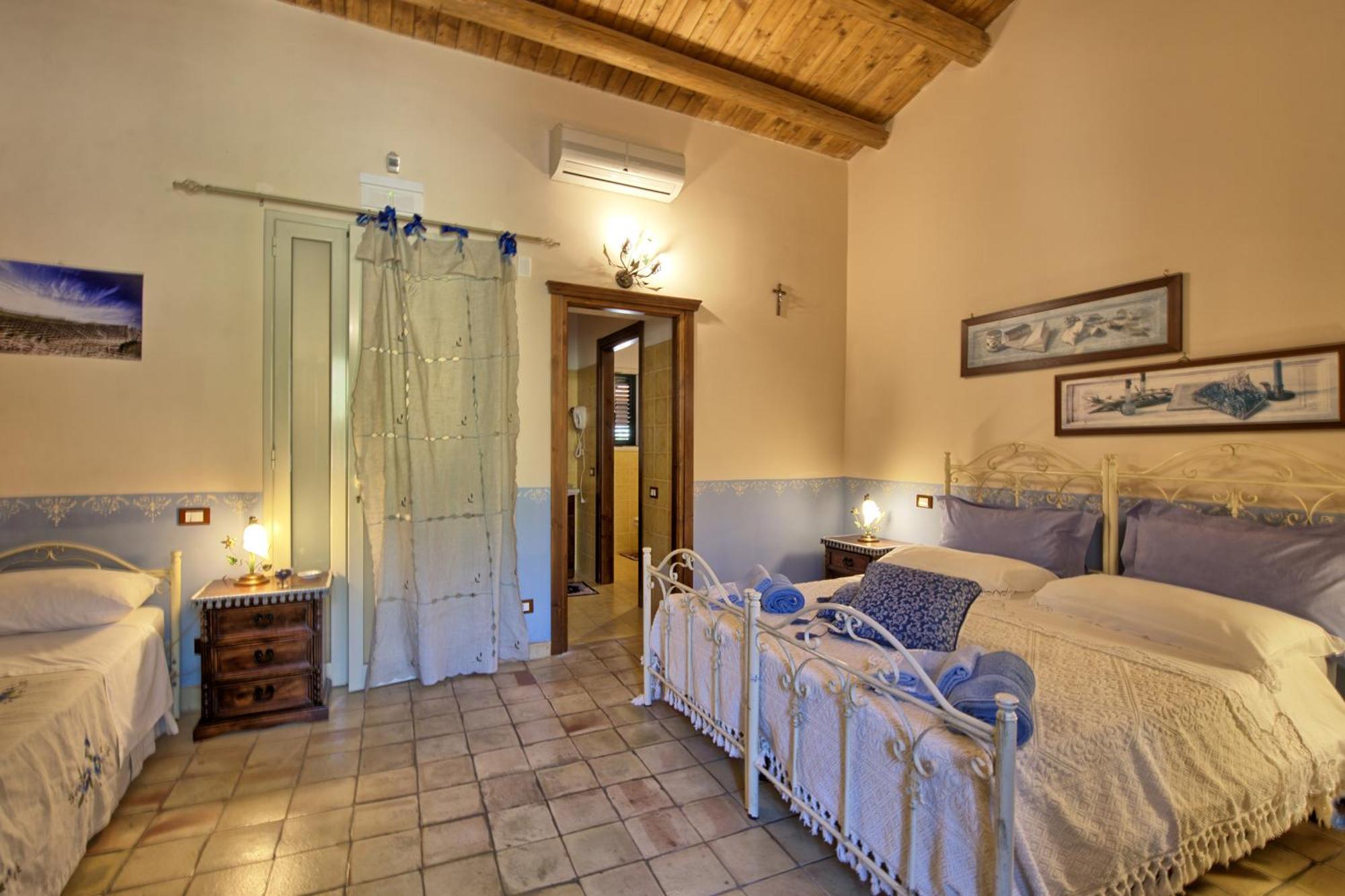 Villa Maddalena By Posarellivillas Palazzolo Acreide Exteriör bild